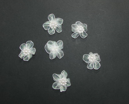 Flower 30 mm white with pearls - 10 pieces