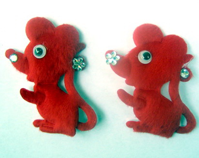 Фигурки от текстил мишка цвят червен с камъче 53 мм -10 броя