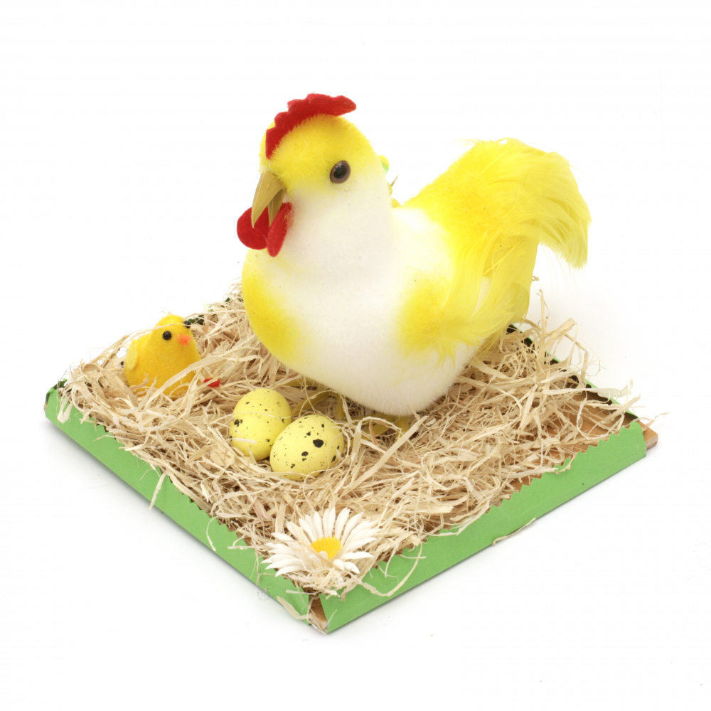 Easter Figure for Home Decoration / Hen in Straw / 150x140 mm 