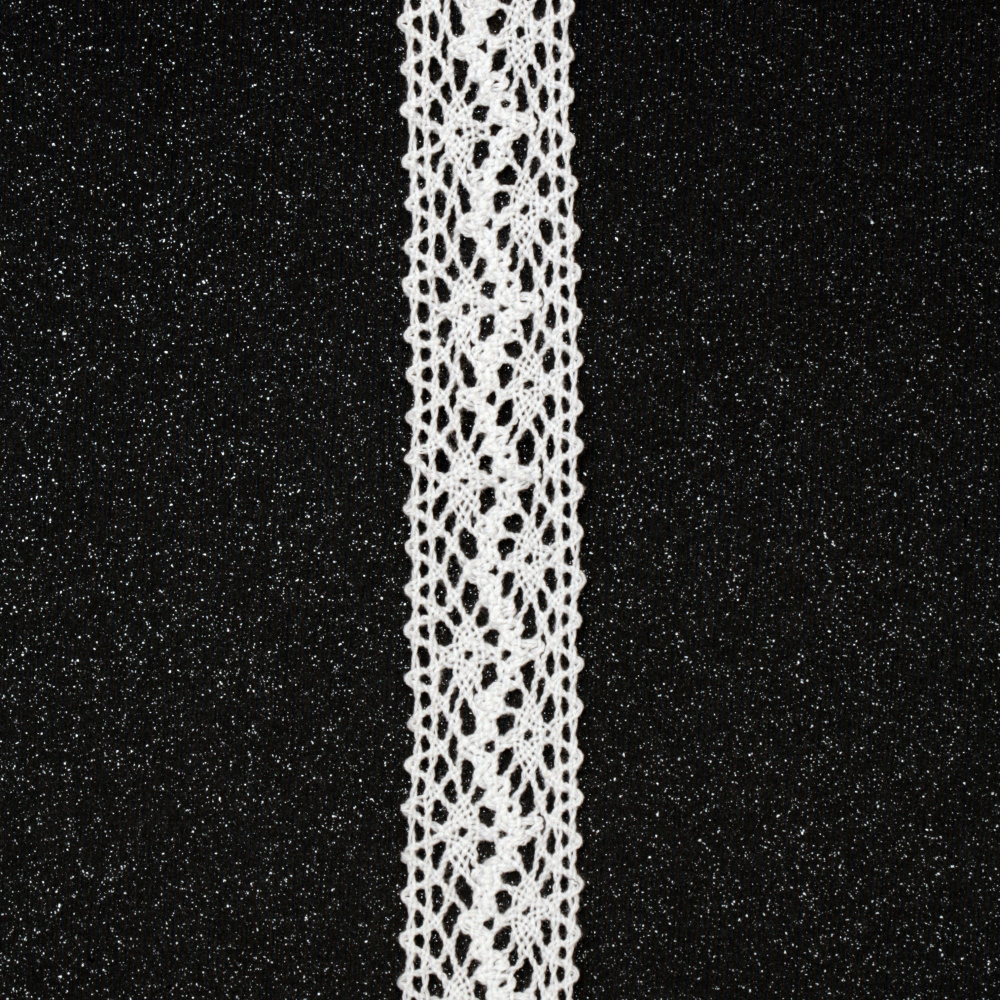 Лента дантела памук 25 мм цвят бял- 2 метра