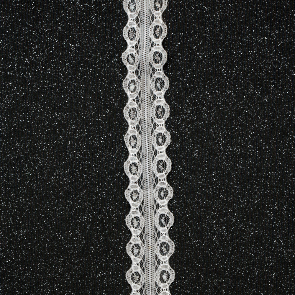 Panglică dantelă 12 mm albă - 1 metru