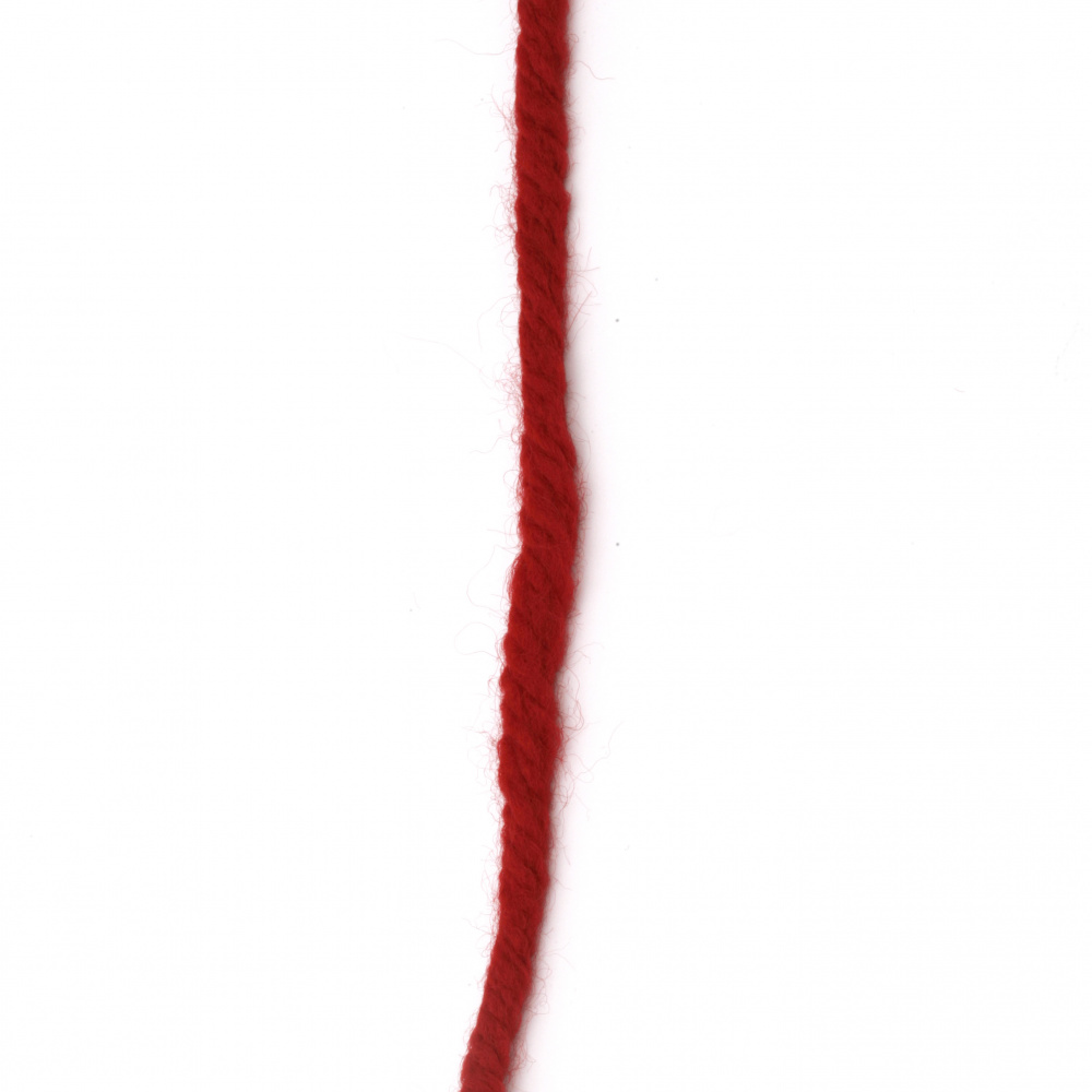 Прежда СУПЕРЛАНА МЕГАФИЛ цвят червен 25 % вълна 75 % акрил -55 метра -100 грама