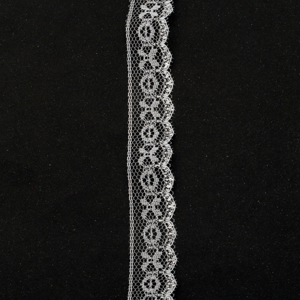 Panglica din dantelă albă de 24 mm cu lama - 1 metru
