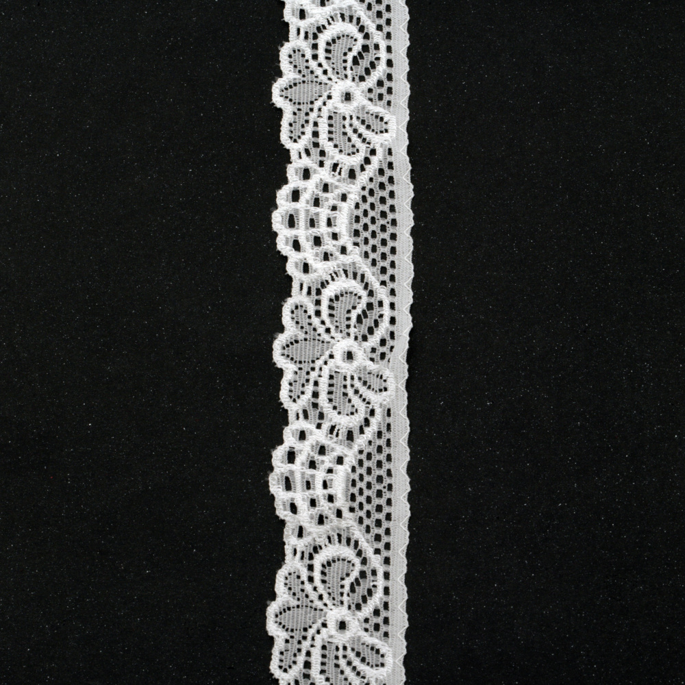 Panglică din dantelă elastică de 30 mm alb - 1 metru
