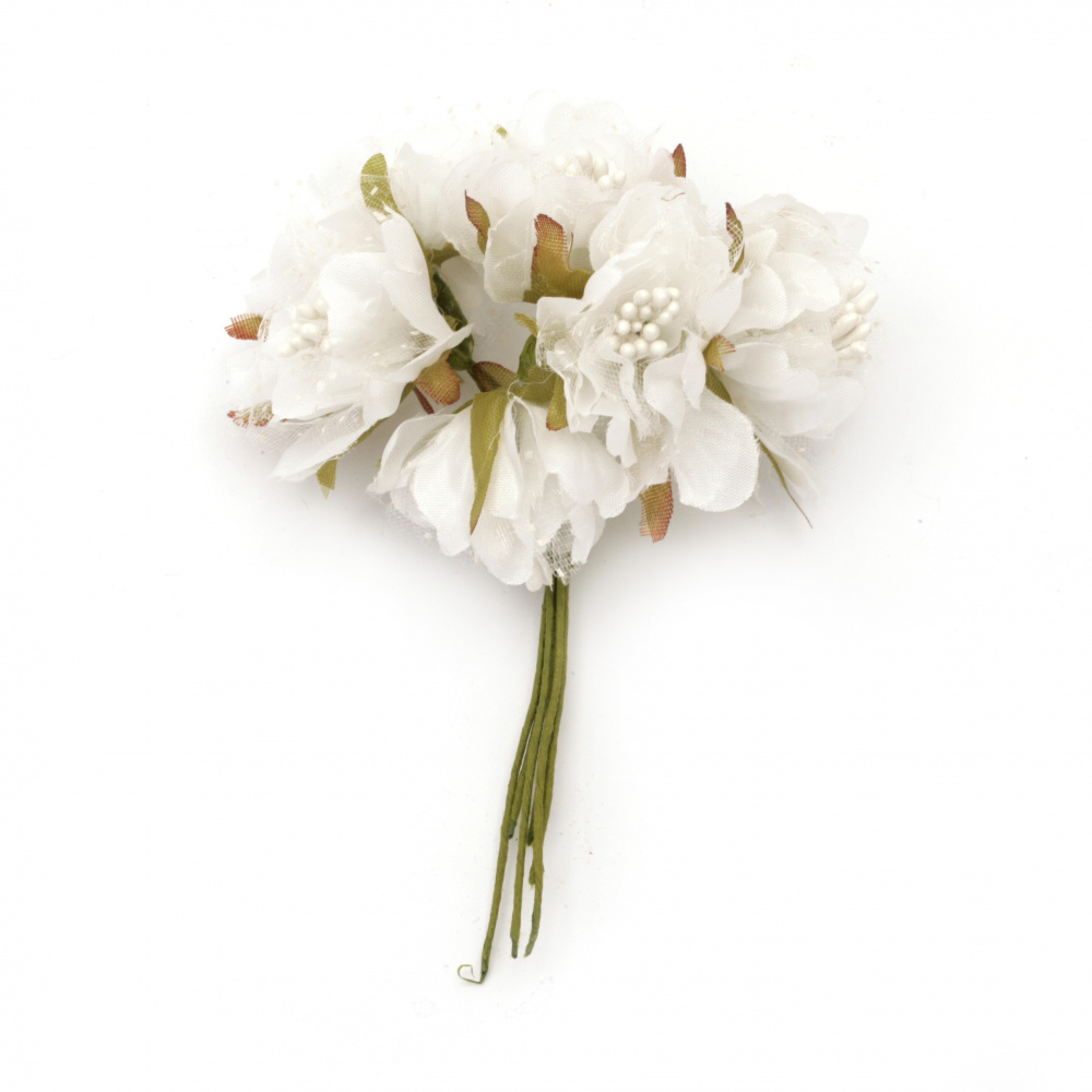 Букет цветя от текстил и органза с тичинки цвят бял 50x120 мм -6 броя
