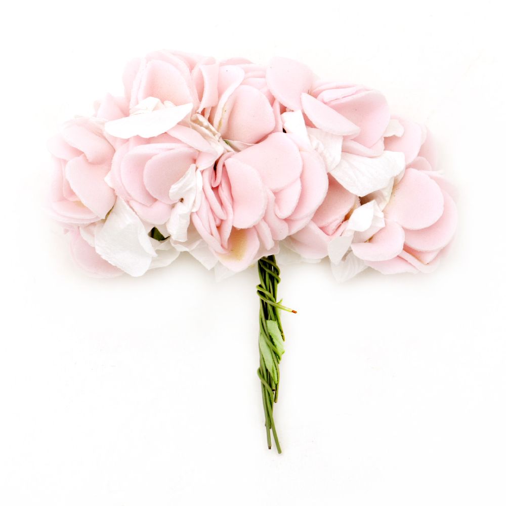 Buchet de trandafir din hârtie și cauciuc 25x20 mm roz deschis cu alb-12 bucăți