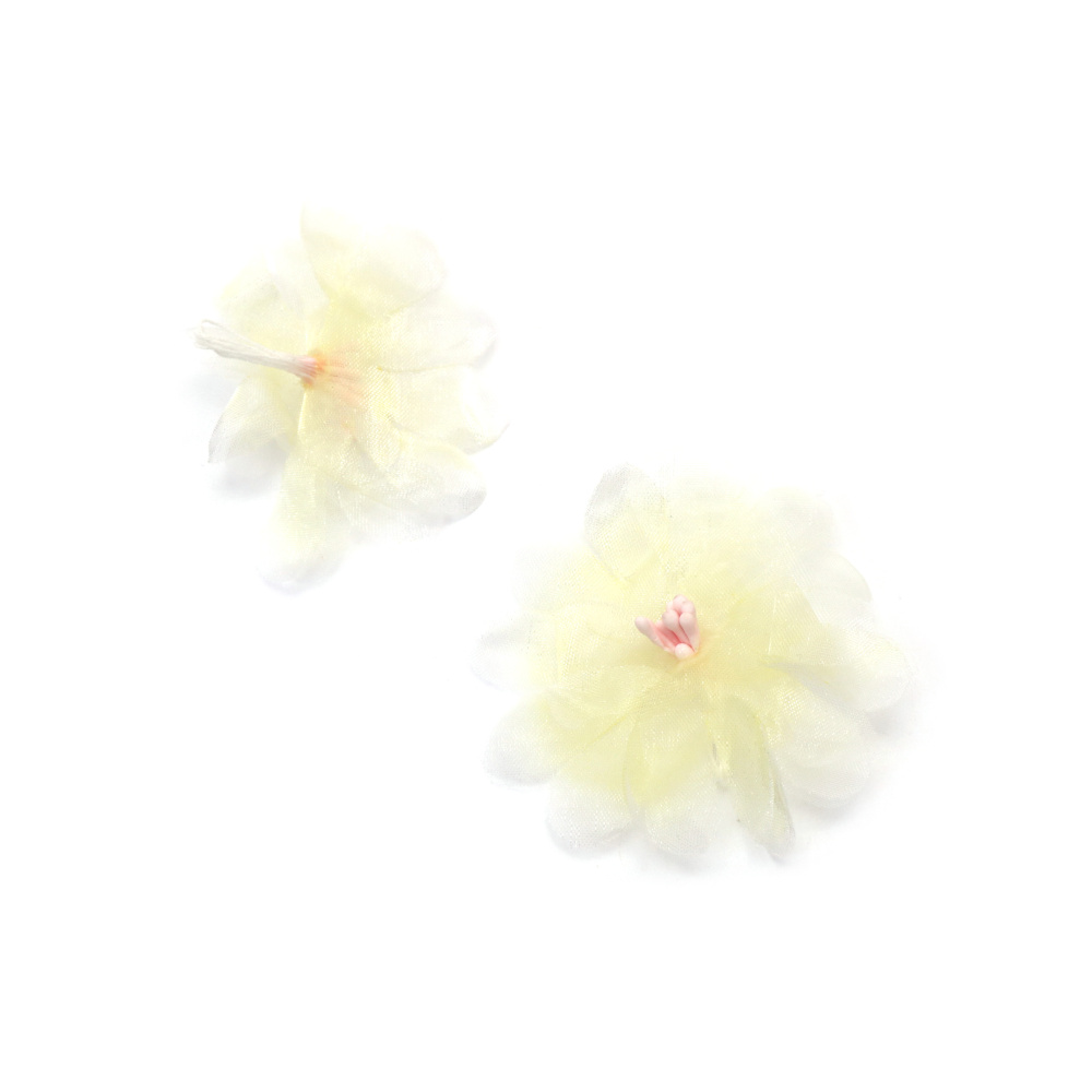Floare de organza cu stamine 70 mm culoare alb, galben - 2 bucăți