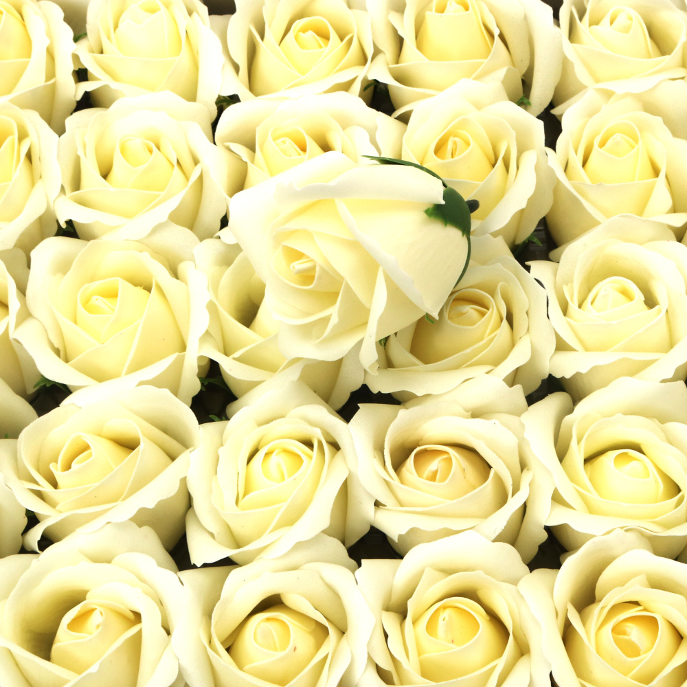 Trandafir din săpun parfumat galben pal, 50 mm – perfect pentru cadouri vesele, buchete de primăvară și decorațiuni elegante DIY