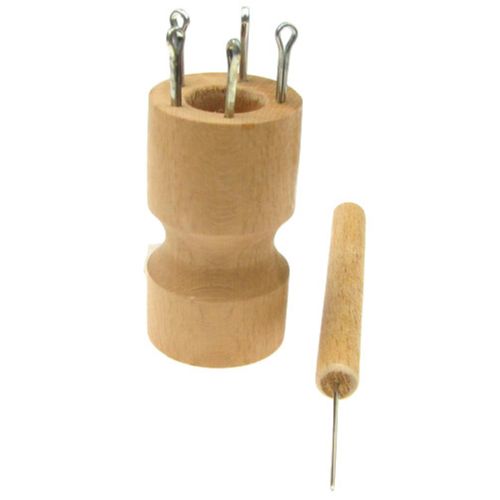 Set of wooden cylinder with 5 stoppers and hook for jewelry, accessories and cords