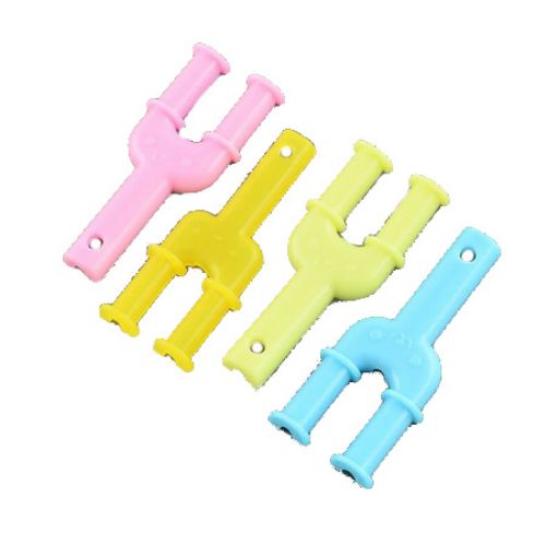 Plastic tool 68x29x7 mm for knitting of bracelets from erasers -5 pieces