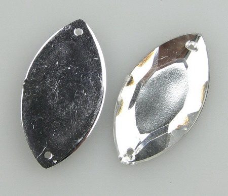 Акрилни камъчета за пришиване 17x32 мм листо цвят бял първо качество -10 броя
