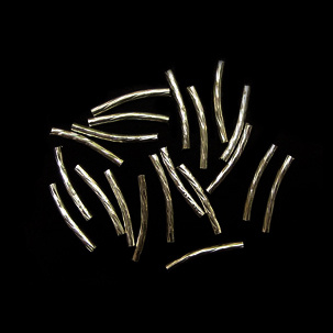Σωληνάκια μεταλλικά καμπυλωτά σαγρέ 2x2 mm λευκό/ασημί -50 τεμάχια