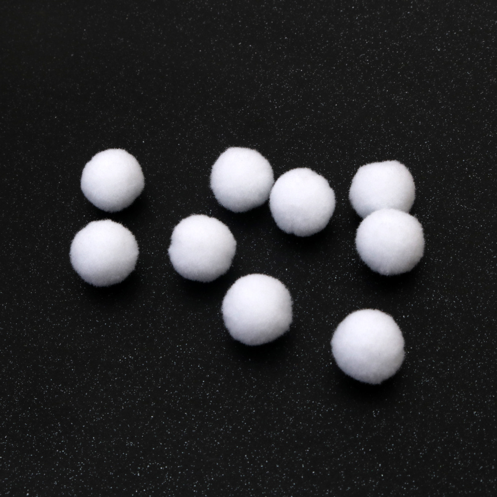 Pomponi  17 mm alb -50 bucăți