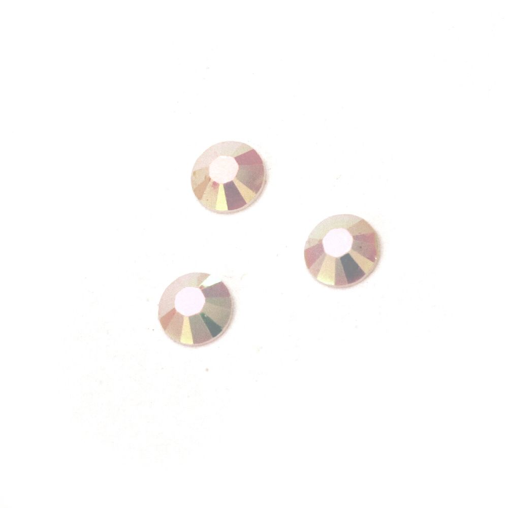 Акрилни камъни за лепене 6 мм кръг цвят бял плътен дъга фасетиран -50 броя