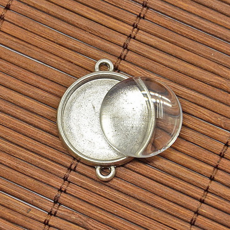 Round Metal Connecting Element with Cabochon / 24x31x3.5 mm, Hole: 2 mm, Cabochon: 20 mm / Old Silver  