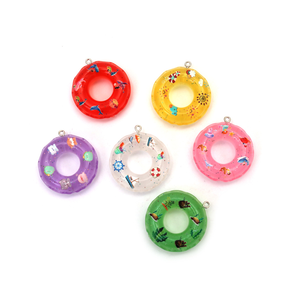 Pandantive din rășină tip colac de salvare, vibrante și strălucitoare, 34x38x11 mm – gaură 1,5 mm, culori MIX (asortate), set 2 buc., pentru bijuterii handmade de vară, crafturi inspirate de ocean și proiecte DIY