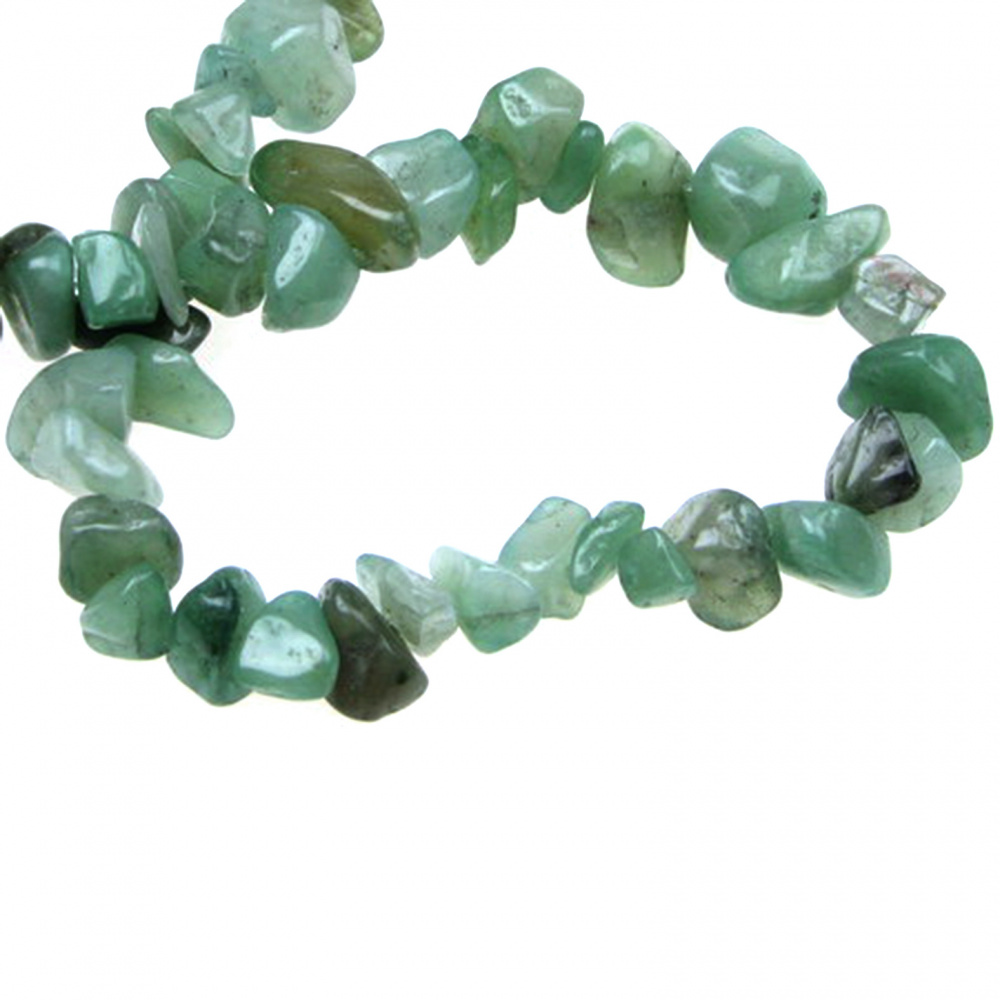 Αβεντουρίνη τσιπς ημιπολύτιμη πέτρα 8-12 mm ~90 cm πράσινο περασμένο σε κορδόνι~182 τεμάχια