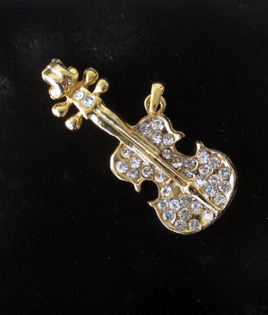 Висулка метал цигулка с камъни 21x5 мм злато