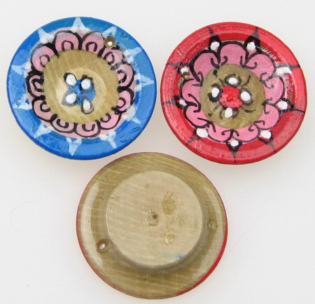 Hand Painted Wooden Figurine / Plate / 24 mm, Hole: 2 mm - 5 pieces
