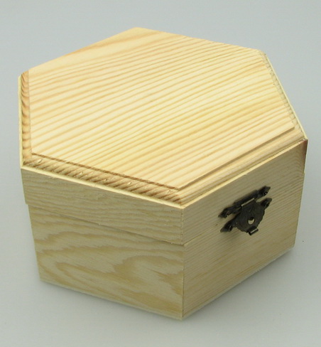 Wooden Hexagonal Box for Decoration and Storage /   117x103x55 mm