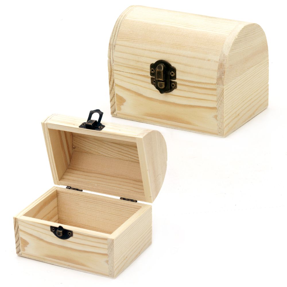 Wooden chest, smooth box with metal clasp 120 х 80 х 90 mm