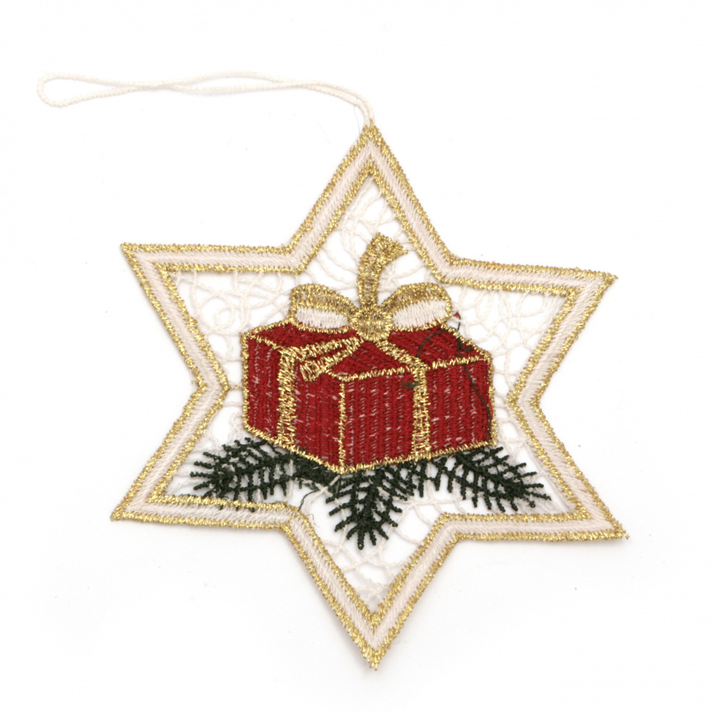 Коледна украса с дантела ръчна изработка 100x90 мм звезда с подарък