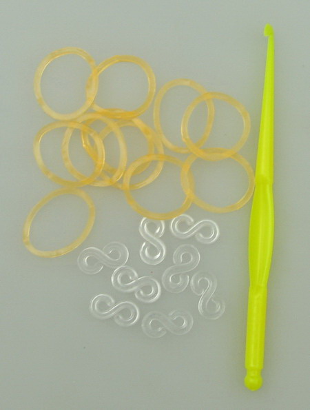 Loom Rubber Bands Kit - Hook: 85 mm, 12 pieces of S-clips and 270 pieces of Rubber Bands x 18 mm - Transparent Yellow