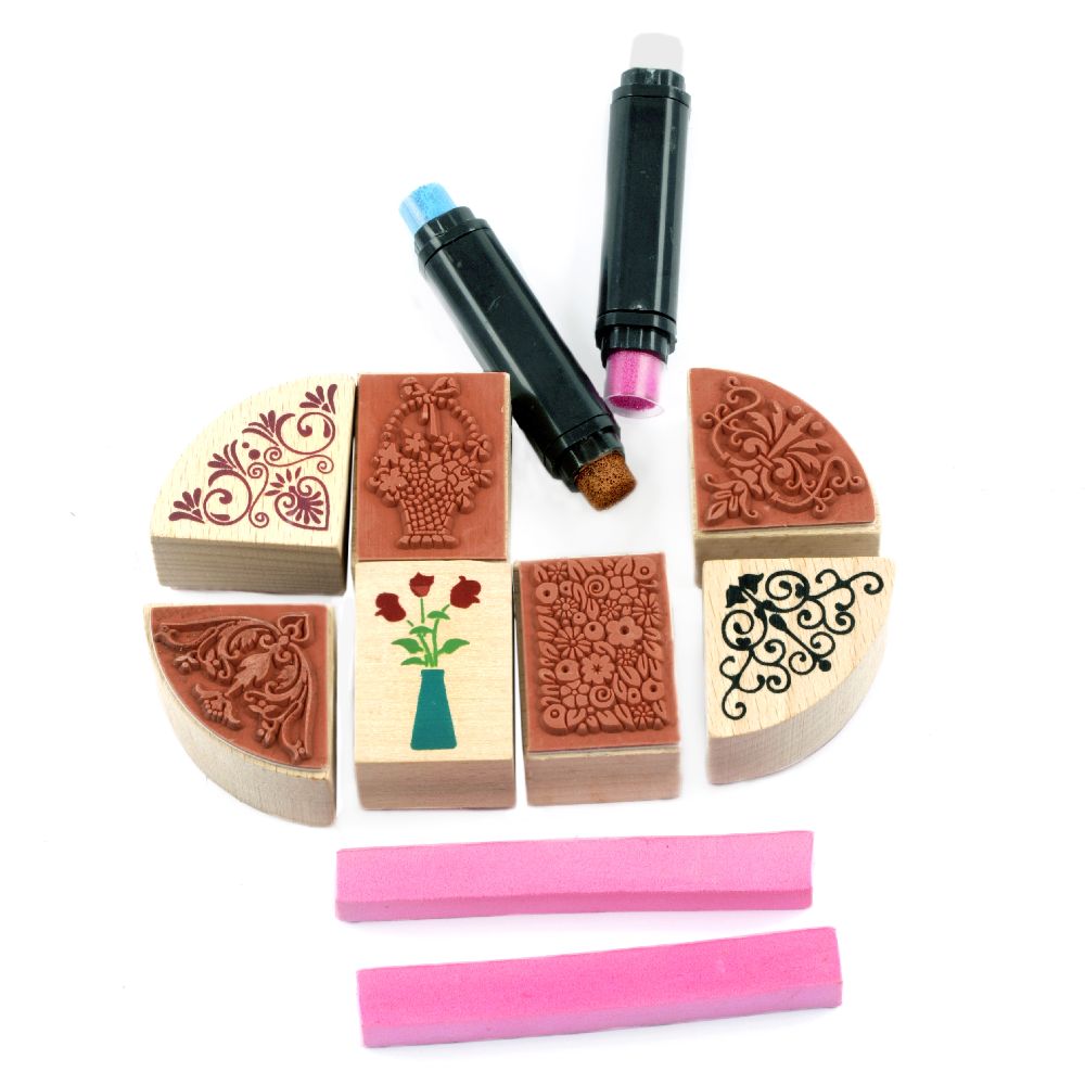 Set of wooden stamps 3 pieces 34x24 mm, 4 pieces 30x30x29 mm with 4 pieces 9 mm ink pads