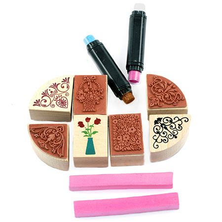 Set of wooden stamps 3 pieces 34x24 mm, 4 pieces 30x30x29 mm with 4 pieces 9 mm ink pads