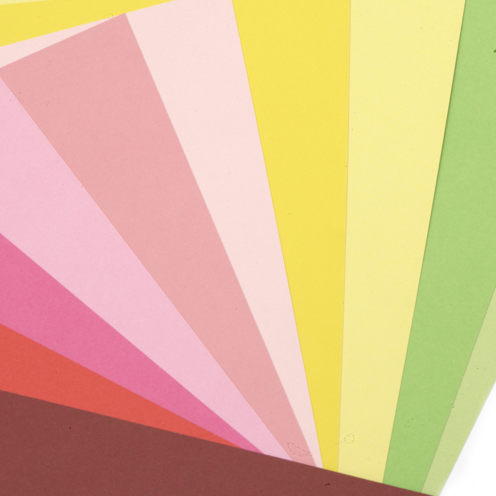 Χαρτόνι 250 g / m2 διπλής όψης λείο A4 (21x 29,7 cm) ΜΙΞ 16 χρώματα -16 φύλλα