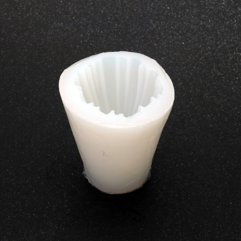 Forma silikonowa 3D w kształcie sukienki, 68x87x91 mm