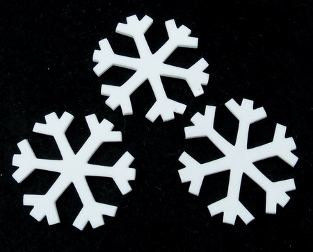 Fulgi de nea decorativi din spumă EVA 47x2 mm – set 10 buc., perfecți pentru craft de sărbători, decorațiuni de iarnă și proiecte DIY creative și lucru manual