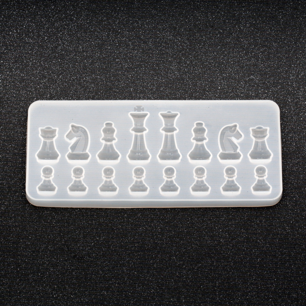Силиконов молд /форма/ 3 D фигури за шах 23~48x15~20 мм