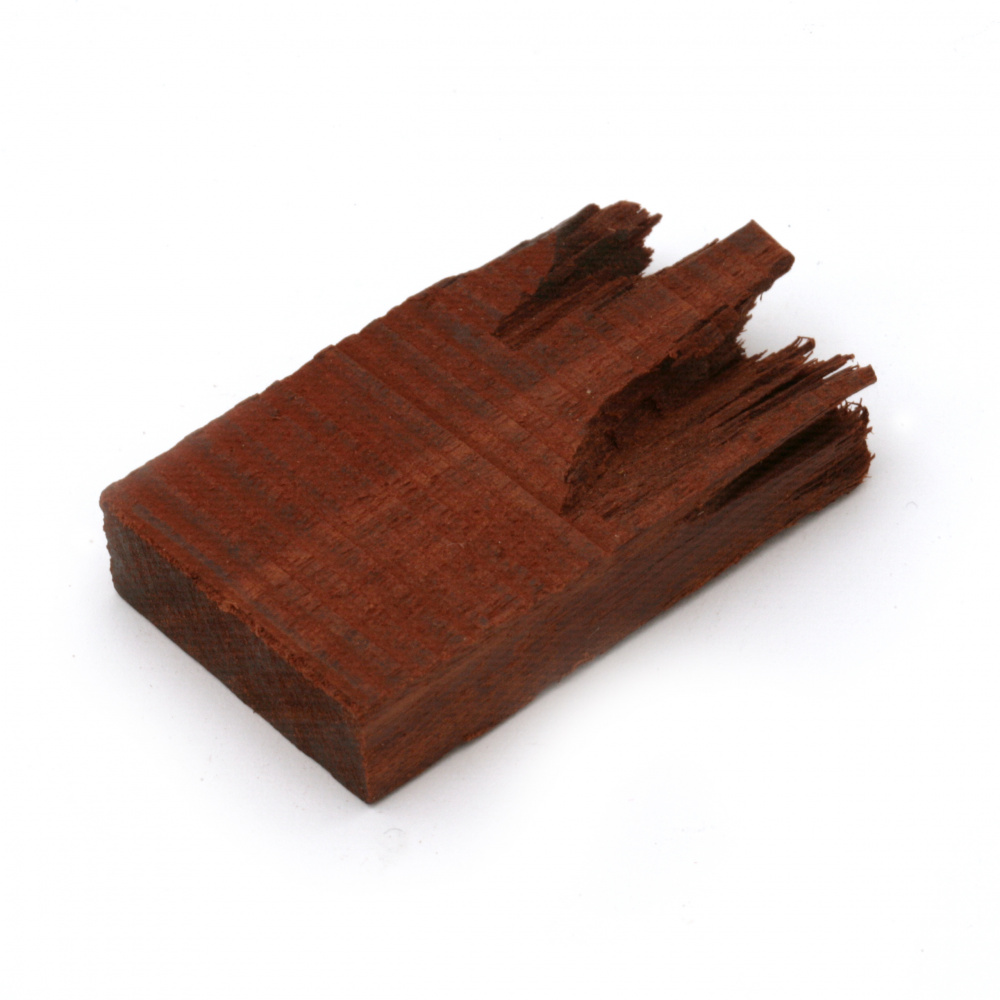 O bucata de lemn de santal solid rosu pentru instalare in rasina epoxidica 30x10x45 ~ 60 mm