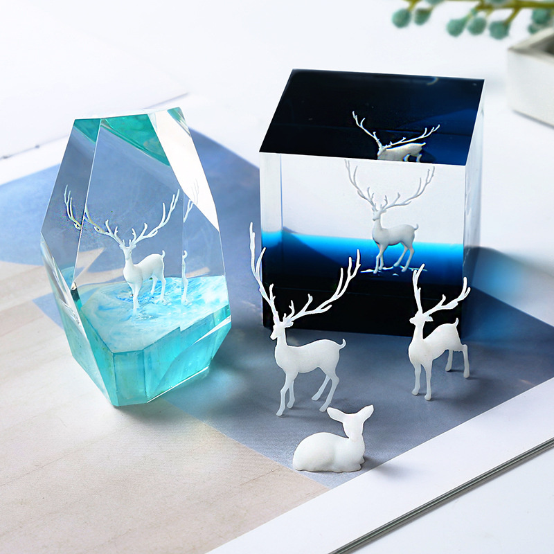 Figurina di Cervo 3D / Accessorio per Paesaggio in Miniatura per Inclusione in Resina Epossidica, 25×42×25 mm