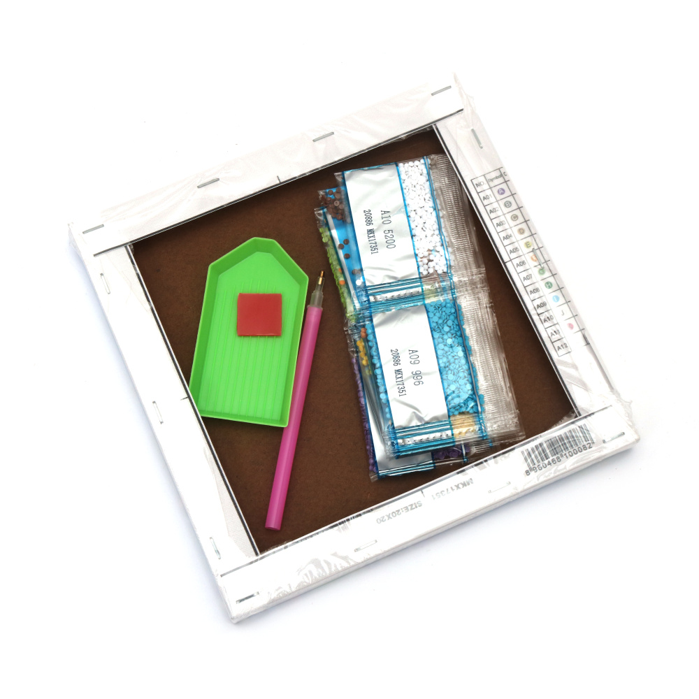 Kit pictură cu diamante Libelulă grațioasă 20x20 cm, diamante rotunde – acoperire parțială – perfect pentru iubitorii naturii și ai artei cu insecte MKX17349