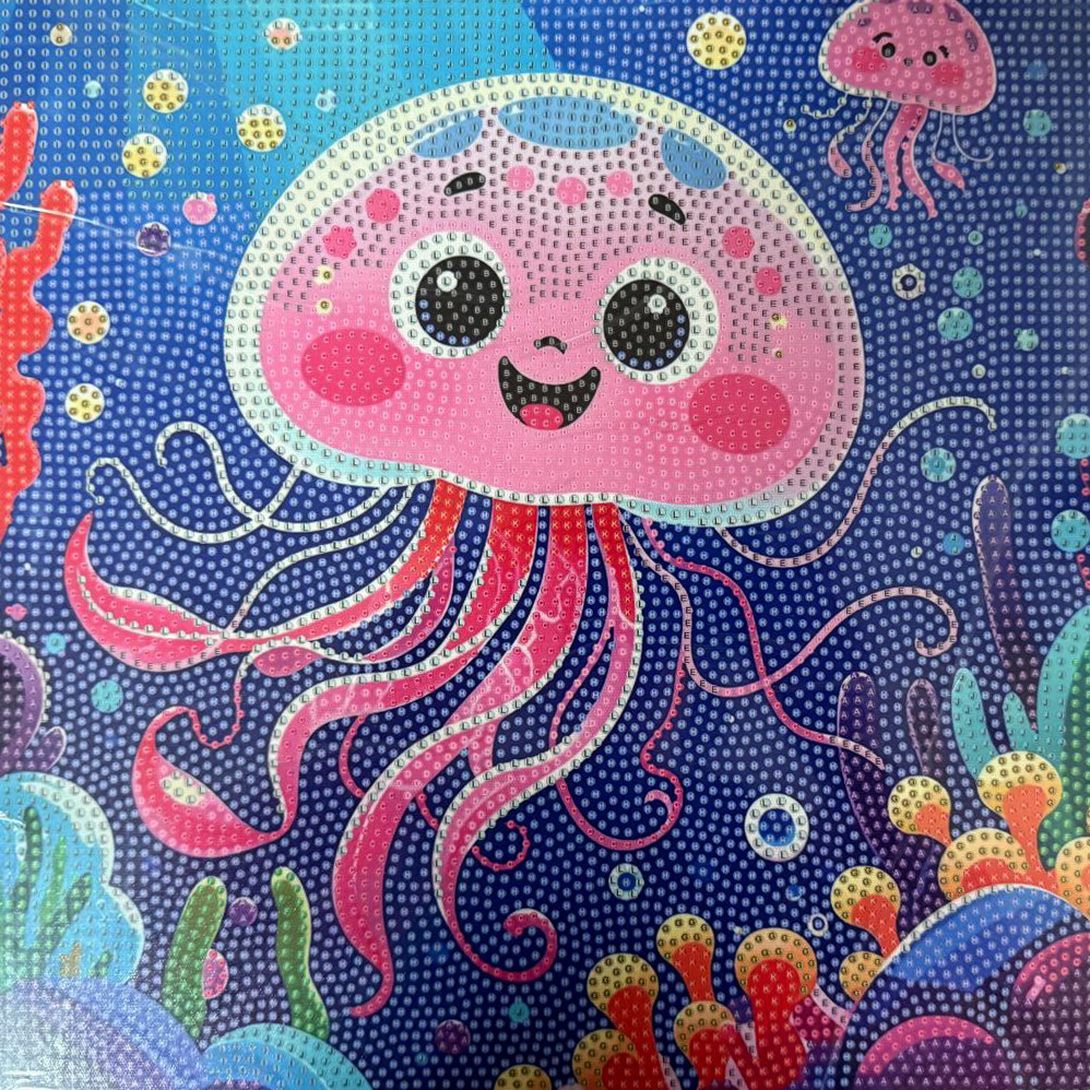 Pictură cu diamante (Diamond Painting) Meduză spectaculoasă, 30x30 cm, diamante rotunde – acoperire parțială – perfectă pentru iubitorii de ocean și artă marină MKX17352
