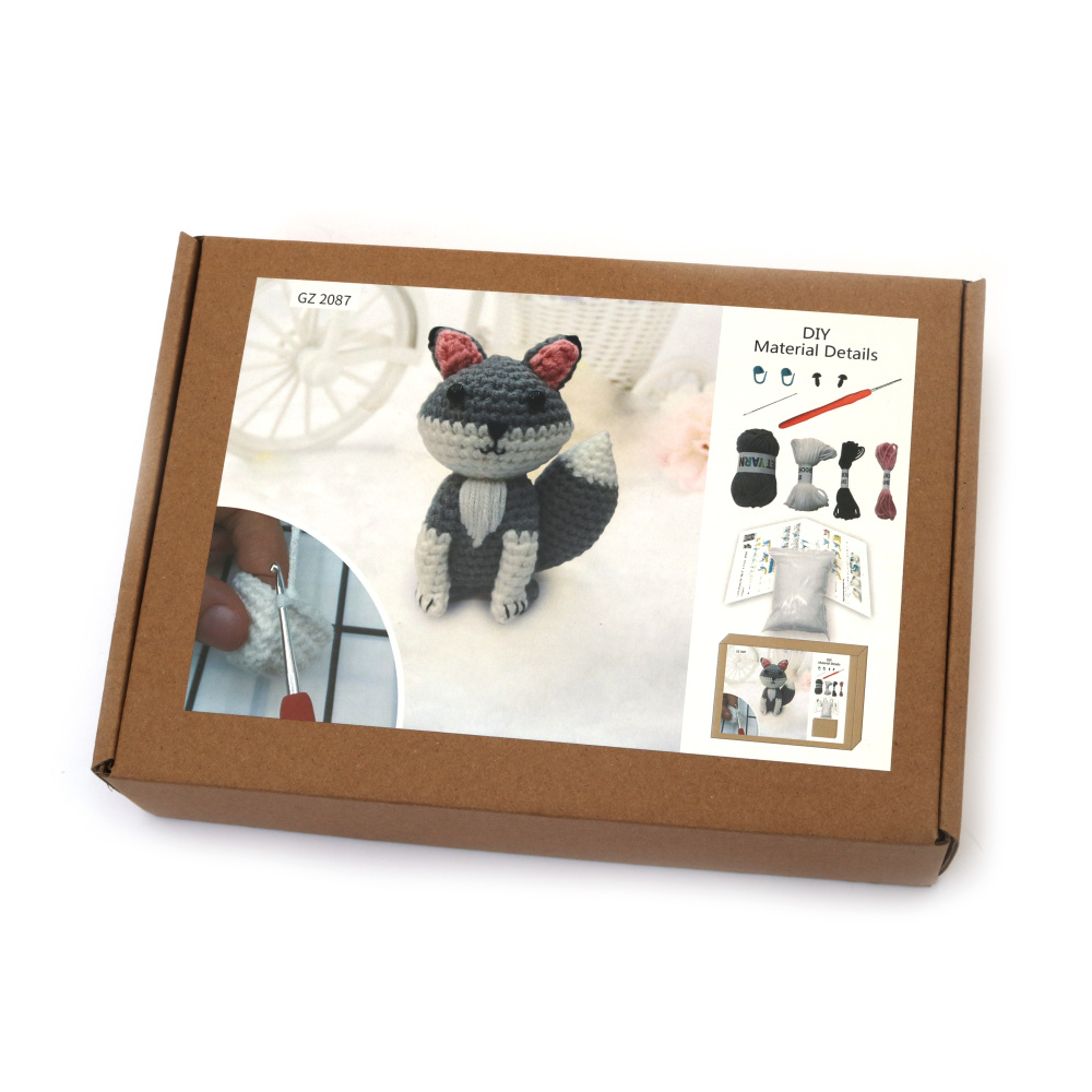 Kit de croșetat Creative AMIGURUMI 60x45x50 mm - vulpe gri GZ2087