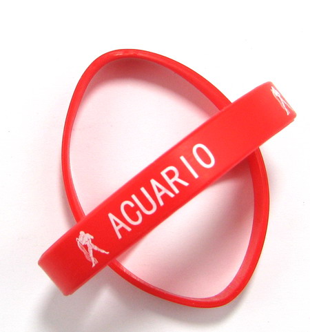 Мартеници гривна със зодии 12 броя