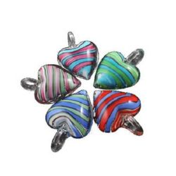 Pandativ sticla forma inima de Murano 47x33 mm gaură 8 mm realizată manual MIX