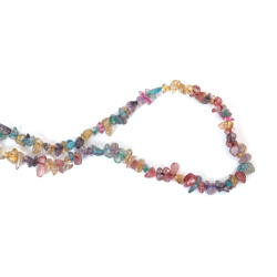 CUARȚ CRACKLE vopsit multicolor, șirag pietre naturale chips 5–7 mm ~80 cm