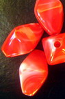 Acrylic beads stone pyramid 18x11mm red - 50g.