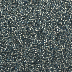 Γυάλινες χάντρες  seed  2 mm ασημί με βασή μπλε 3 -50 γραμμάρια