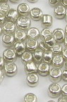 Margele de sticlă 2 mm vopsite argintiu -50 grame