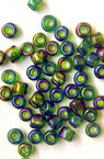 Γυάλινες χάντρες seed 4 mm διαφανές rainbow σκούρο πράσινο -50 γραμμάρια