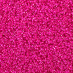 Мъниста стъклена 2 мм прозрачна с нишка циклама -50 грама