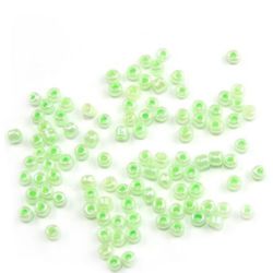 Glass beads 3 mm Ceylon green -50 grams