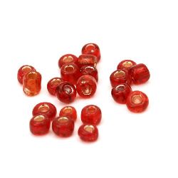 Γυάλινες χάντρες   seed 3 mm ασημένιες με βασή κόκκινο -50 γραμμάρια