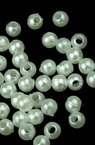Мънисто перла топче 3 мм дупка 1 мм бяло -20 грама ±1700 броя