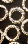 Inel metalizat argintiu 12x3,5x8 mm gaură 1 mm -50 grame ~ 220 bucăți